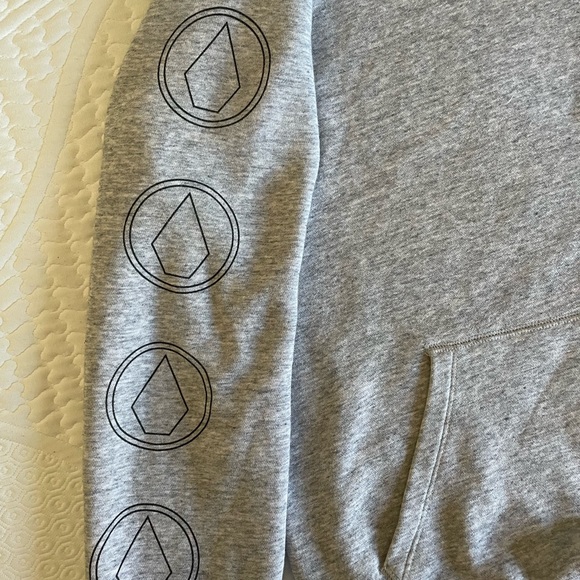 Volcom men’s grey hoodie large - Picture 2 of 4